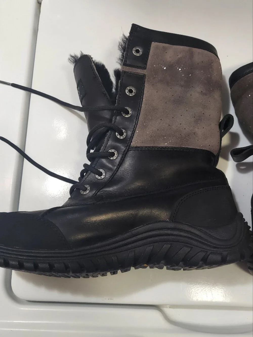 UGG warm durable